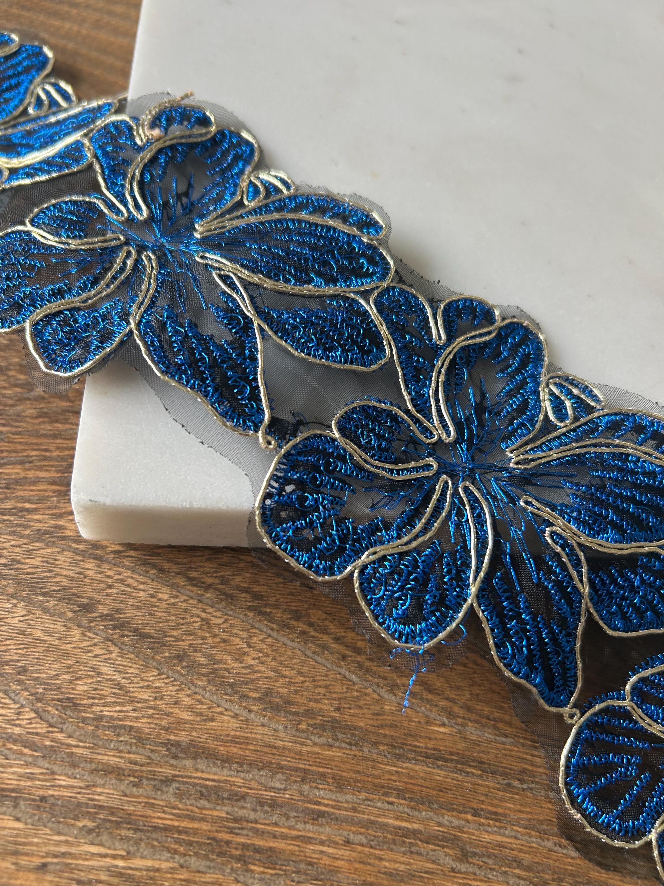 Floral Embroidered Choker