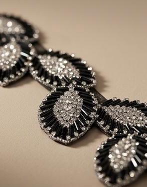 Leaf Choker Necklace