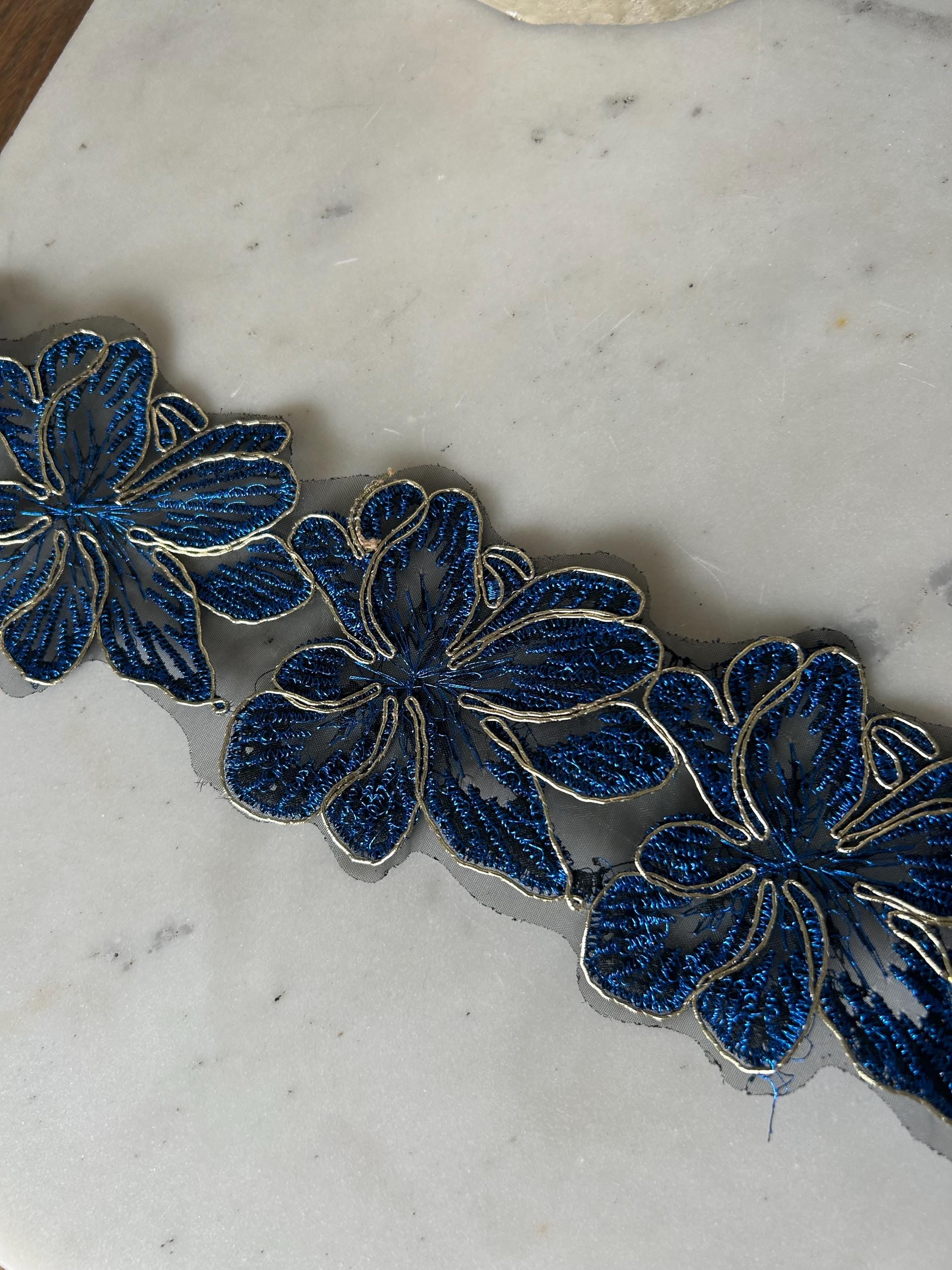 Floral Embroidered Choker