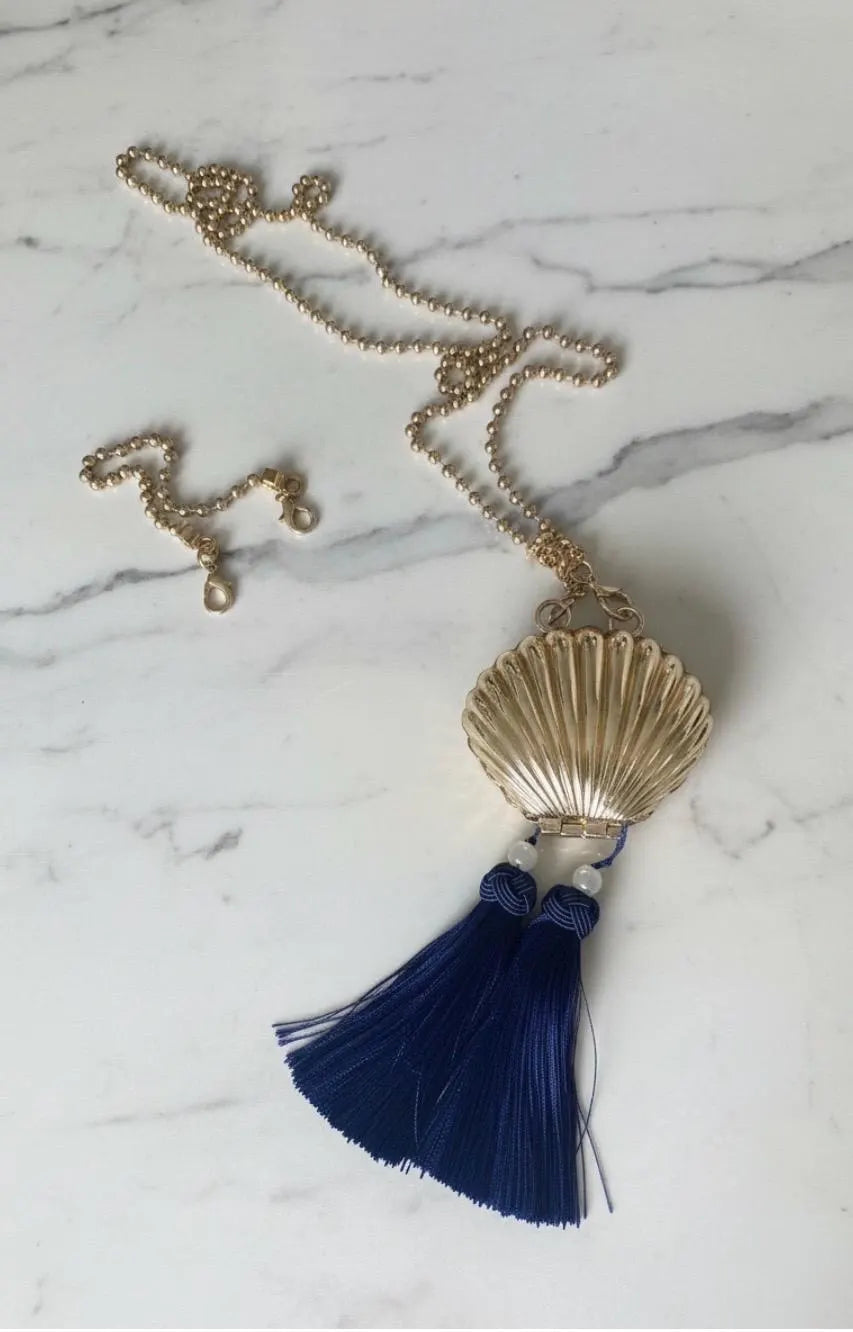 Shell Clutch Bag